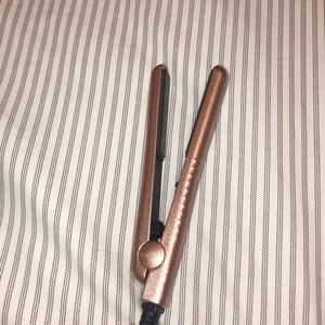 Mini straightener